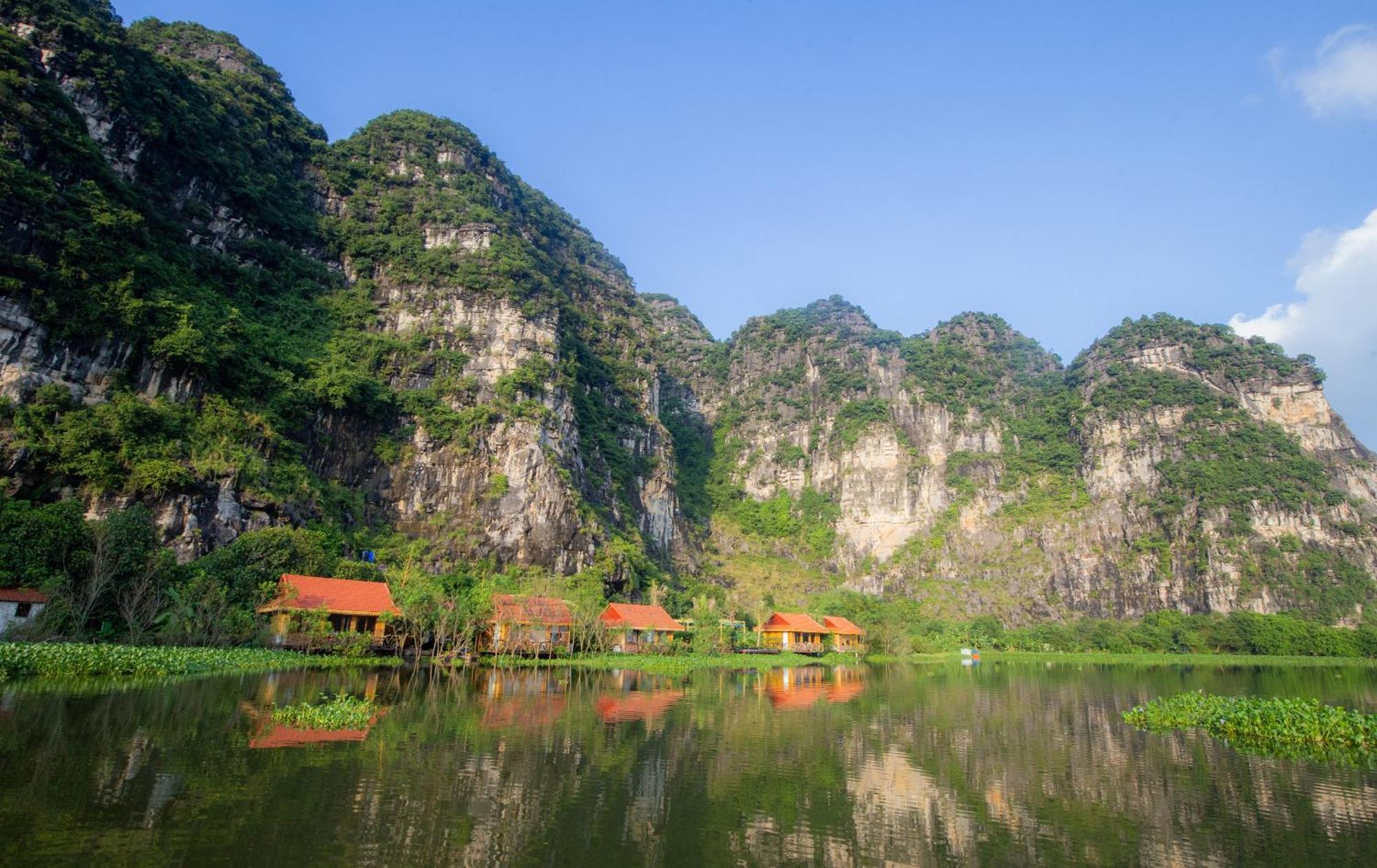 Xuan Son Lakeside Bungalow Ninh Binh Esterno foto